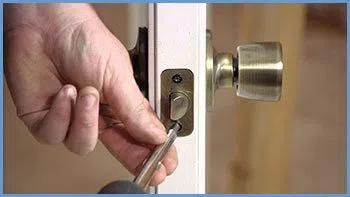 State Locksmith Services Fort Worth, TX 817-357-4974 - 6-lock-change